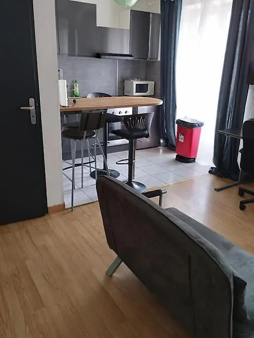 Appartement Brest Saint Martin 0*,